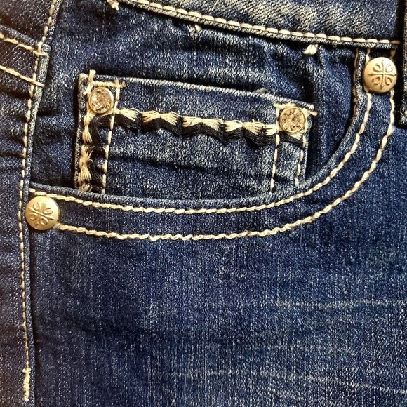 Love Nation Denim Straight Leg Capris, Size 12 - Picture 7 of 7